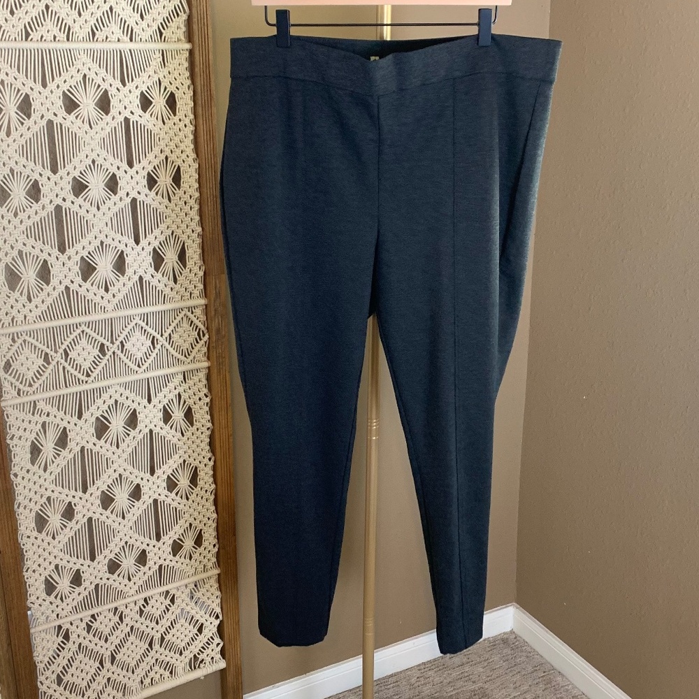 Anne Klein Charcoal Gray‎ Pull-On Pants - Women's XXL - Sleek & Comfortable